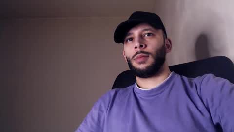 HenryAxe online show from November 21, 1:54 pm