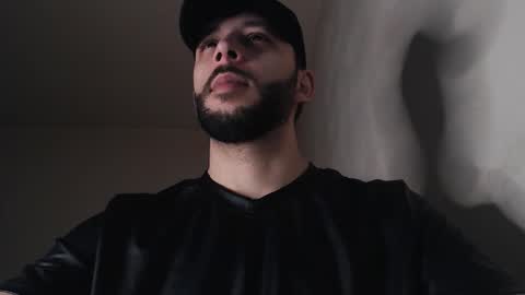 HenryAxe online show from March 11, 9:26 am