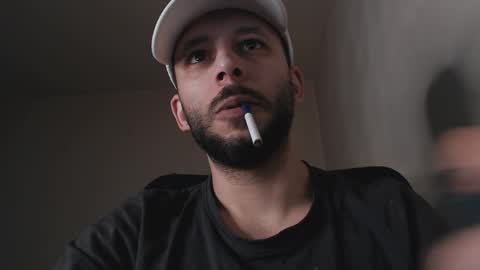 HenryAxe online show from April 21, 8:09 am