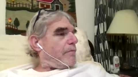 Snapshot of henrybond1979 chatting on June 11, 6:22 am henrybond1979 online show from June 11, 6:22 am