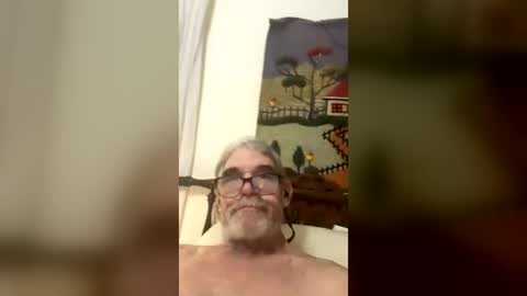 Snapshot of henrybond1979 chatting on June 28, 9:04 am henrybond1979 online show from June 28, 9:04 am