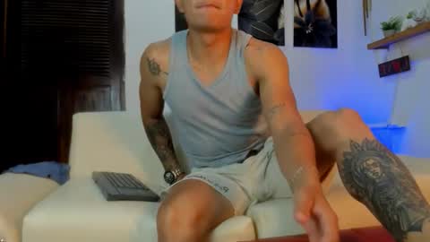 henrydouglas online show from March 15, 5:52 pm