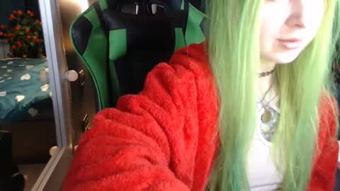 Snapshot of hentaishiing chatting on February 19, 5:49 pm Hentaishiing online show from February 19, 5:49 pm