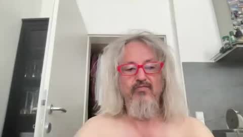 herbiebaby online show from July 28, 8:43 am
