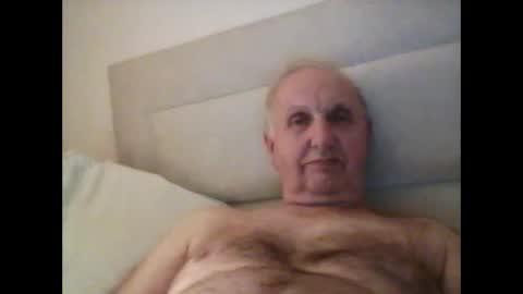 Snapshot of herdsman3 chatting on December 27, 11:10 pm herdsman3 online show from December 27, 11:10 pm