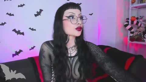  Marie  online show from April 27, 6:50 pm