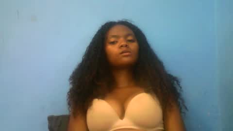 herisse01 online show from March 20, 9:25 am