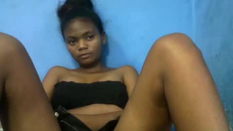 Snapshot of herisse01 chatting on April 28, 6:57 pm herisse01 online show from April 28, 6:57 pm