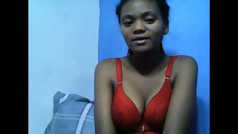 Snapshot of herisse01 chatting on May 5, 6:49 pm herisse01 online show from May 5, 6:49 pm