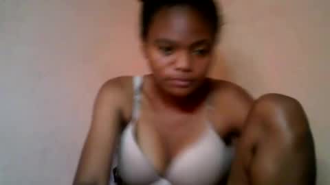 Snapshot of herisse01 chatting on May 22, 9:59 am herisse01 online show from May 22, 9:59 am