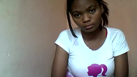 Snapshot of herisse01 chatting on June 22, 6:32 am herisse01 online show from June 22, 6:32 am