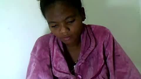 Snapshot of herisse01 chatting on July 25, 5:43 pm herisse01 online show from July 25, 5:43 pm