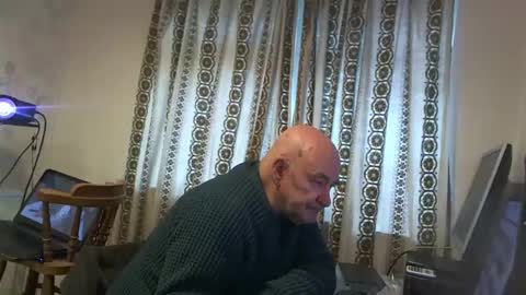 mature online show from January 23, 10:11 am