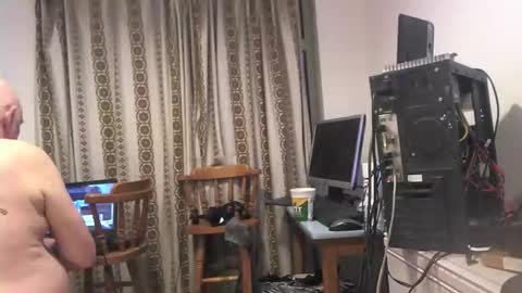 mature online show from November 18, 6:40 am