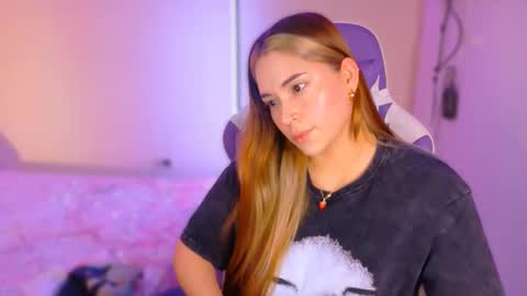 hermione_blonde online show from February 26, 10:58 am