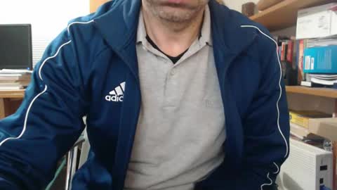 Snapshot of hero0111 chatting on September 12, 8:58 am hero0111 online show from September 12, 8:58 am