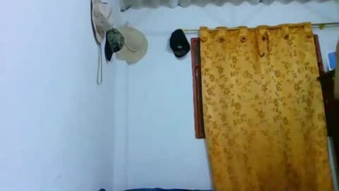 Snapshot of herrerabuitragroedwin chatting on July 12, 1:18 am valentin 123 online show from July 12, 1:18 am