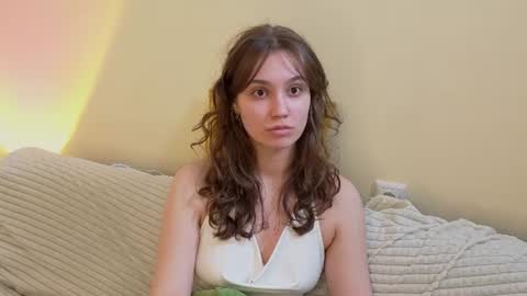 Snapshot of hettiesalsa chatting on June 15, 7:10 am Jane online show from June 15, 7:10 am