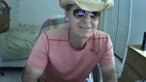 hewes1 online show from January 19, 3:32 pm