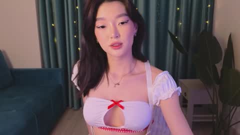 Audrey online show from January 28, 3:04 pm