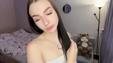 Lola online show from November 19, 10:26 am