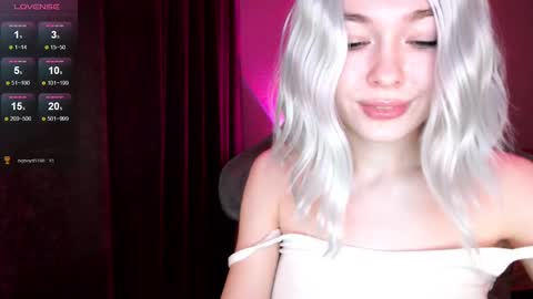  Nora  online show from February 18, 5:20 am