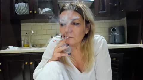 Snapshot of heyheygrey chatting on January 26, 12:58 am Heyheygrey online show from January 26, 12:58 am