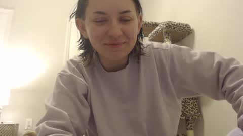 Snapshot of heyitspiper chatting on February 28, 3:15 am Piper online show from February 28, 3:15 am