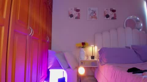 Martina Ricci Show schedule Monday to Friday 8am colombia time I work some weekends  online show from March 9, 3:05 pm