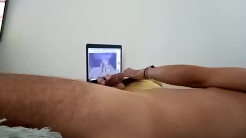 hhhthehot online show from March 9, 5:06 pm