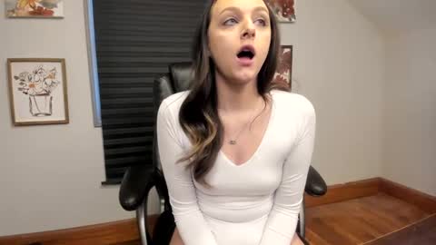 Paige online show from January 16, 2:08 pm