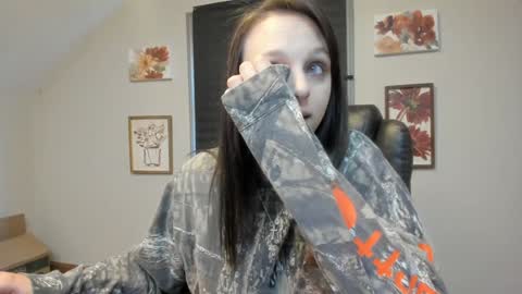 Paige online show from October 2, 1:40 pm