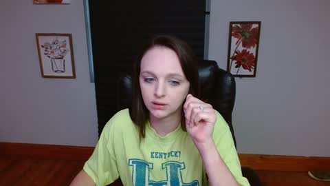 Paige online show from October 8, 1:20 pm