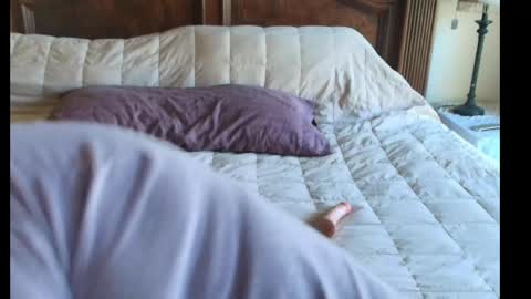 hidden_gold_milf online show from May 13, 11:55 pm