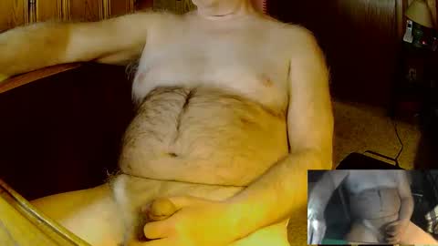 Snapshot of higgins11 chatting on February 28, 12:32 am higgins11 online show from February 28, 12:32 am