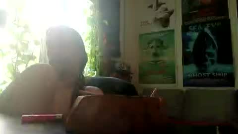 Snapshot of highandhellduo chatting on July 20, 10:50 am Highandhell online show from July 20, 10:50 am