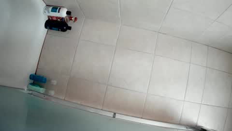 Highnesscali37 online show from January 14, 9:35 am