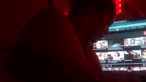 Snapshot of highoffdick30 chatting on July 30, 7:40 am ReDD online show from July 30, 7:40 am