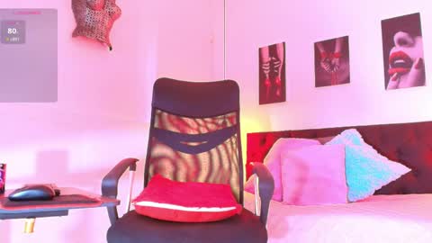 Snapshot of hilary_banks1 chatting on April 25, 5:54 am hilary banks online show from April 25, 5:54 am
