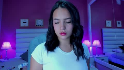 hilary_tailor online show from November 1, 11:45 am