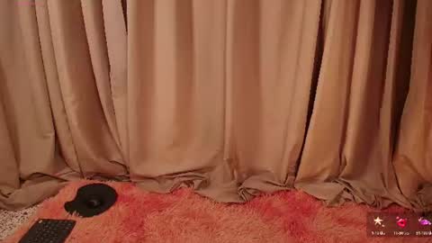 Snapshot of hilaryebony_ chatting on July 2, 8:26 pm - 29p online show from July 2, 8:26 pm