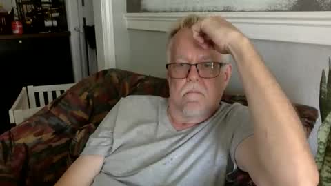 Snapshot of hillcountrydads chatting on March 2, 10:38 pm TwoDaddies online show from March 2, 10:38 pm