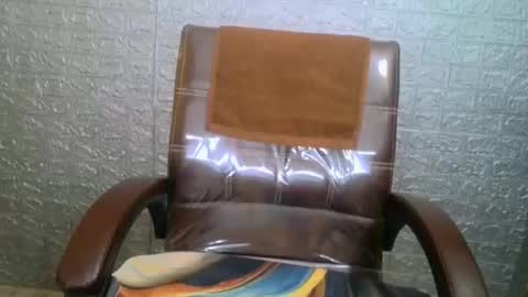 Snapshot of himani_ chatting on September 26, 5:28 pm Himani online show from September 26, 5:28 pm