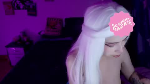 Inori Independent model online show from February 18, 1:10 am