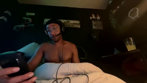himthere_ online show from May 17, 3:04 am