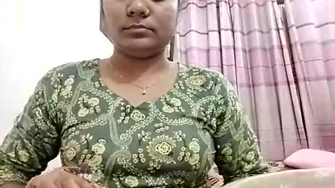 himuhimu22 online show from February 24, 3:21 pm