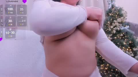 Snapshot of hinajeen chatting on January 5, 9:05 am Sexy Hina online show from January 5, 9:05 am