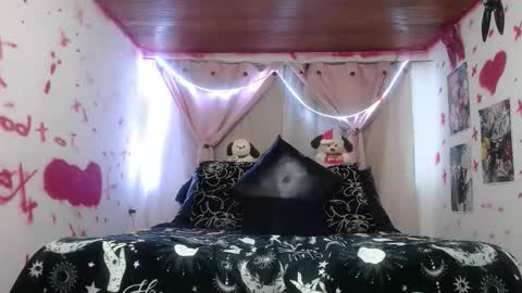 Angel online show from February 4, 12:27 am