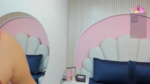 hinata_dolly online show from November 5, 11:10 am