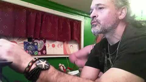 hippiedad333 online show from February 22, 2:45 am